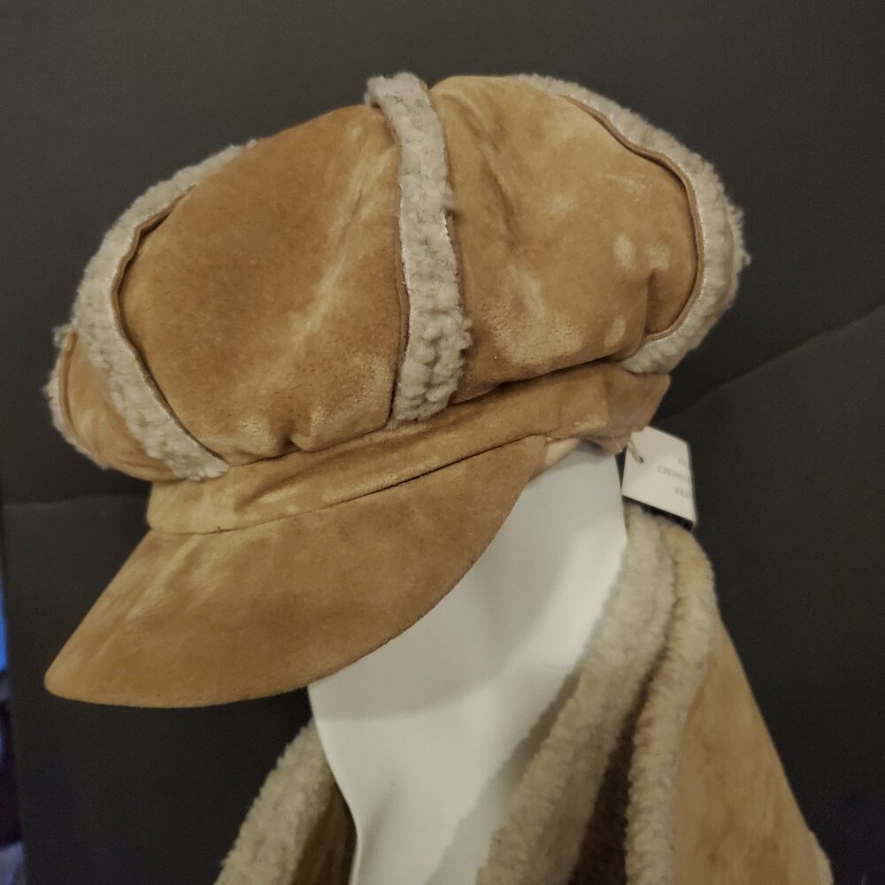 TAN SUEDE WINTER HAT SCARF SET